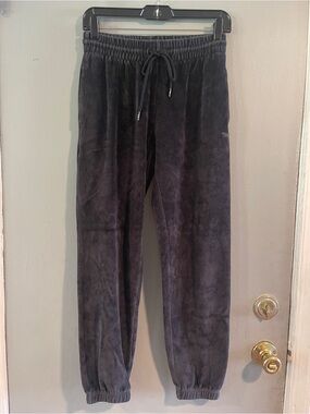 TNA Montcalm Velour Jogger Size XS